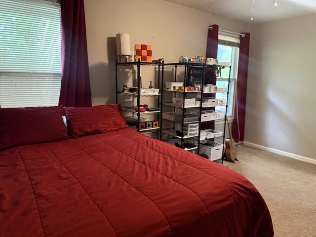 128 Robin Hood Rd, Dickson, TN 37055
