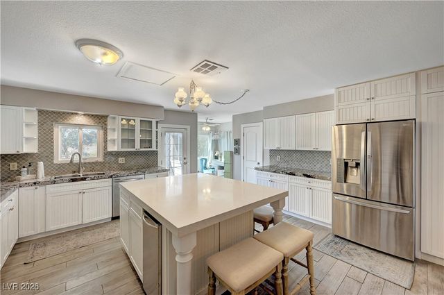 5880 West Oquendo Road, Las Vegas, NV 89118