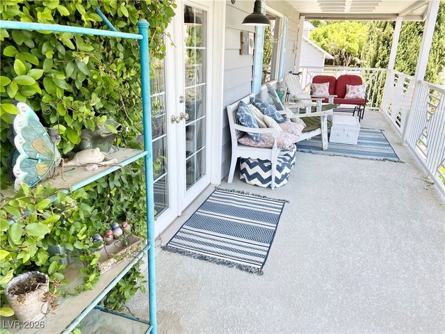 5880 West Oquendo Road, Las Vegas, NV 89118