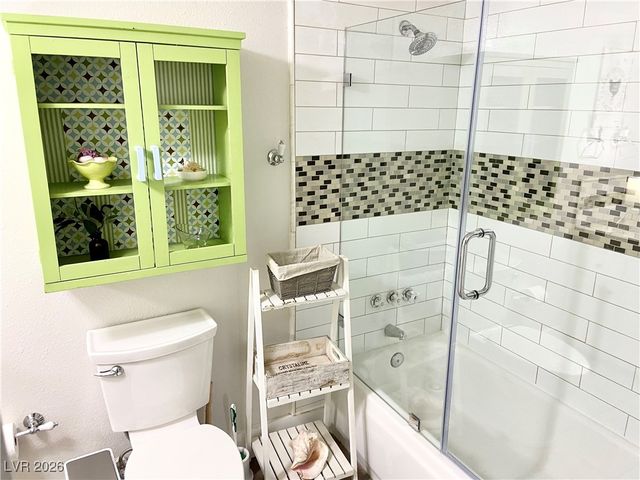 5880 West Oquendo Road, Las Vegas, NV 89118