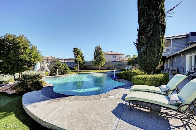 5880 West Oquendo Road, Las Vegas, NV 89118