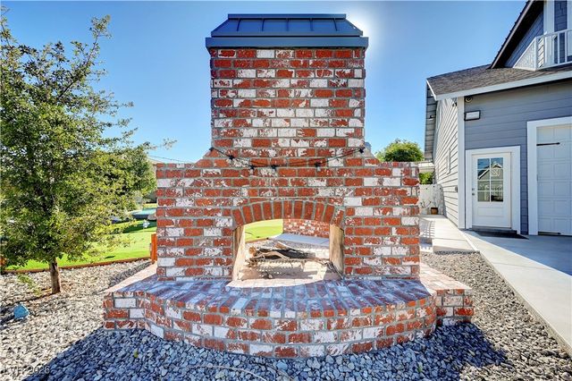 5880 West Oquendo Road, Las Vegas, NV 89118