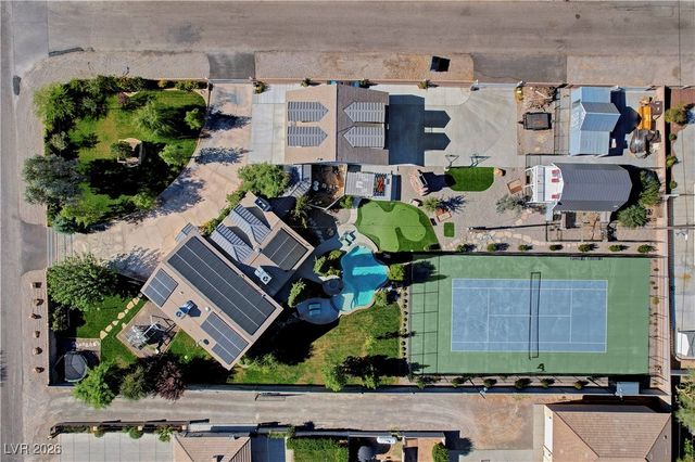 5880 West Oquendo Road, Las Vegas, NV 89118