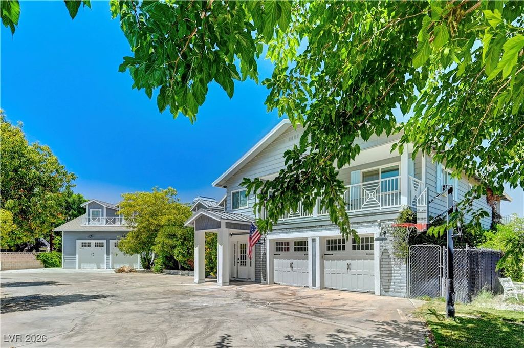 5880 West Oquendo Road, Las Vegas, NV 89118