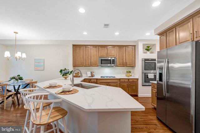 104 HERNDON MILLS CIRCLE, Herndon, VA 20170