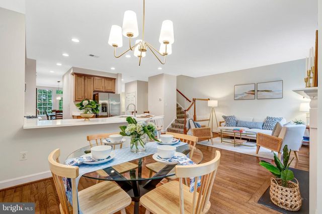 104 HERNDON MILLS CIRCLE, Herndon, VA 20170