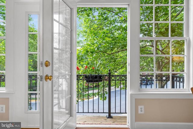 104 HERNDON MILLS CIRCLE, Herndon, VA 20170