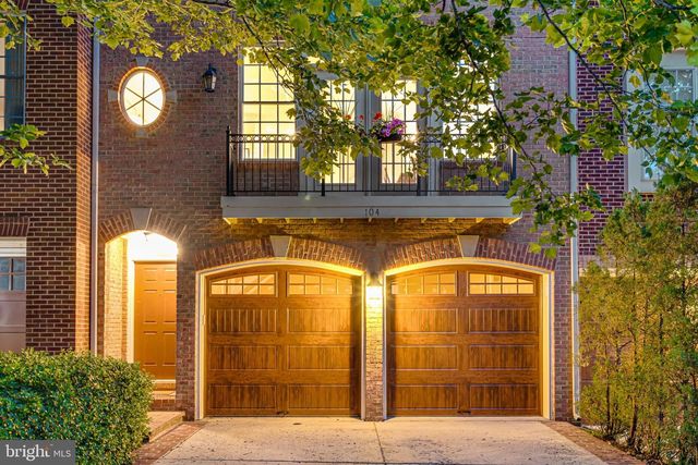 104 HERNDON MILLS CIRCLE, Herndon, VA 20170