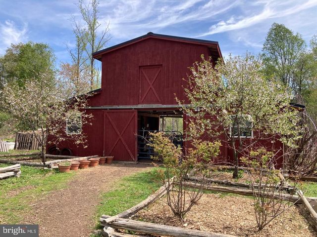 3085 INDIAN RUN RD, Amissville, VA 20106