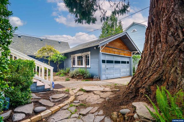 995 Capitol St NE, Salem, OR 97301