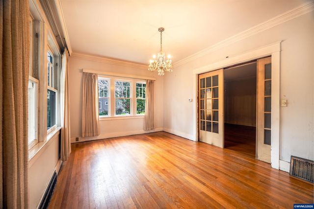 995 Capitol St NE, Salem, OR 97301