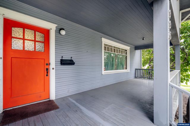 995 Capitol St NE, Salem, OR 97301