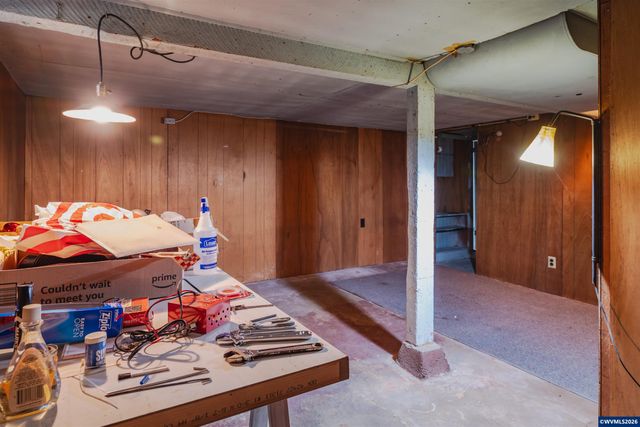 995 Capitol St NE, Salem, OR 97301