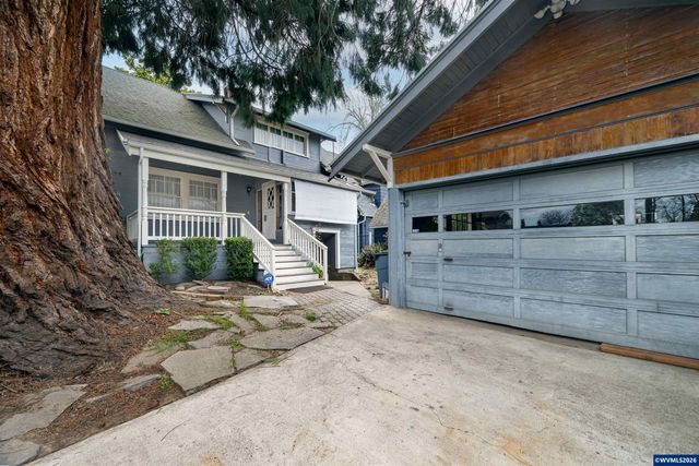 995 Capitol St NE, Salem, OR 97301