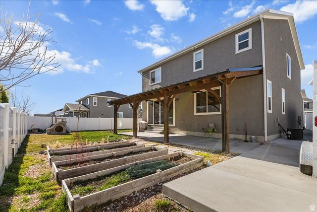 285 W PALOMINO WAY, Stansbury Park, UT 84074