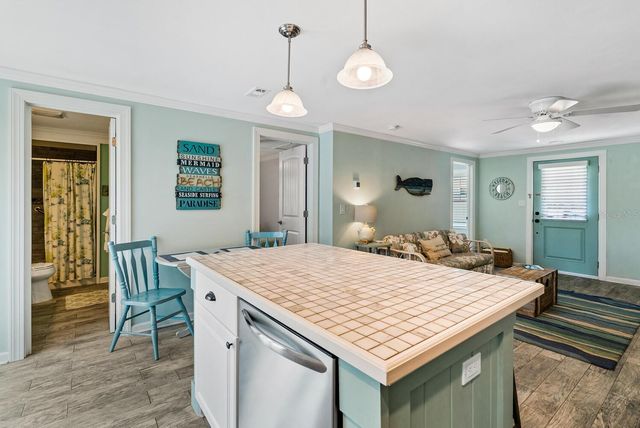 305 57TH STREET B, Holmes Beach, FL 34217