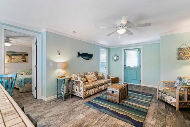 305 57TH STREET B, Holmes Beach, FL 34217