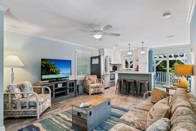 305 57TH STREET B, Holmes Beach, FL 34217