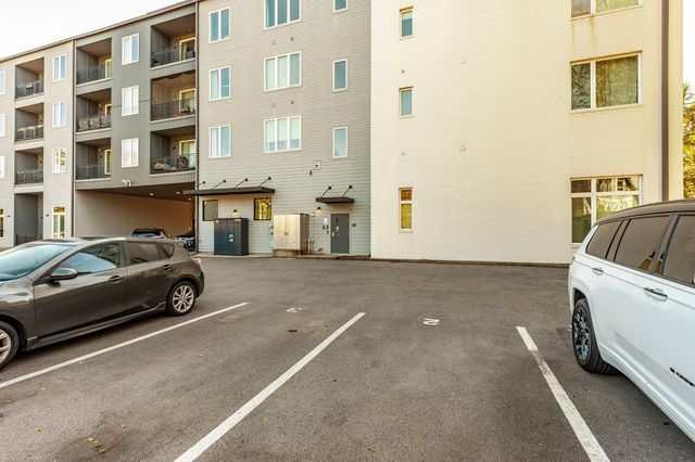 1041 E Trinity Ln Apt 301, Nashville, TN 37216