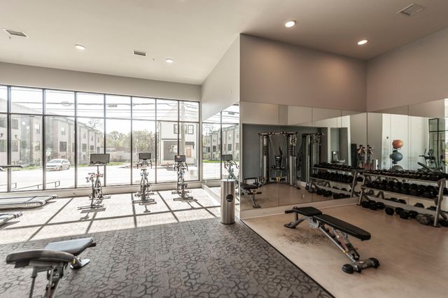 1041 E Trinity Ln Apt 301, Nashville, TN 37216