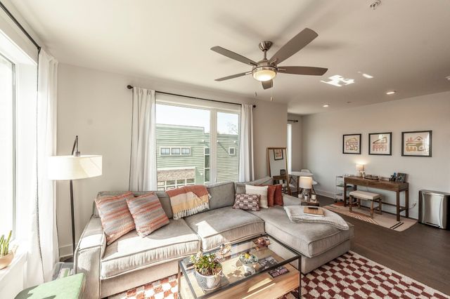 1041 E Trinity Ln Apt 301, Nashville, TN 37216