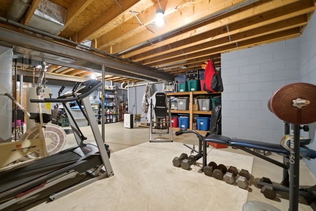 1388 N Cortland Lane, La Porte, IN 46350