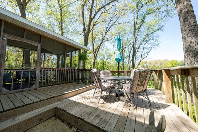 1388 N Cortland Lane, La Porte, IN 46350
