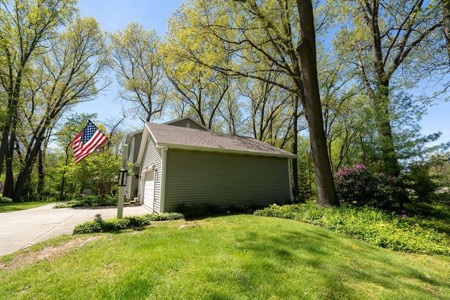 1388 N Cortland Lane, La Porte, IN 46350