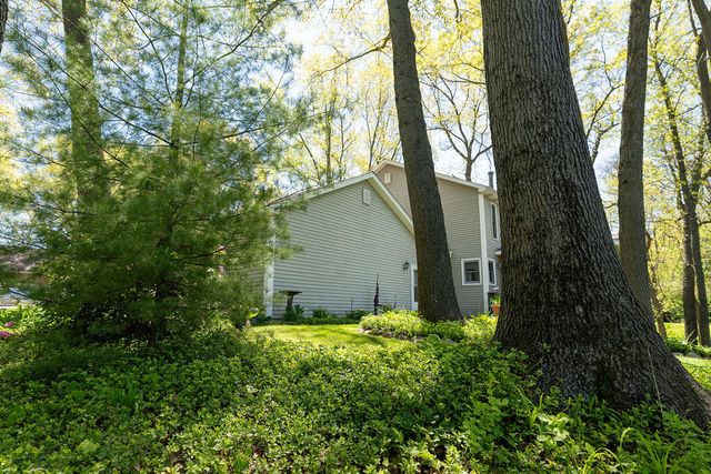 1388 N Cortland Lane, La Porte, IN 46350