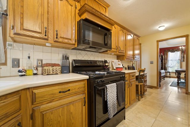 1388 N Cortland Lane, La Porte, IN 46350