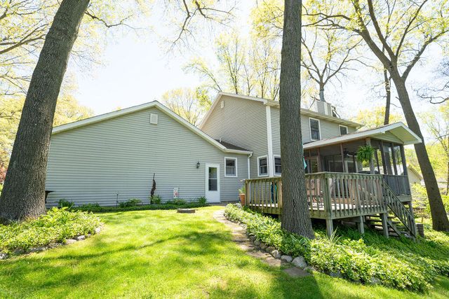 1388 N Cortland Lane, La Porte, IN 46350