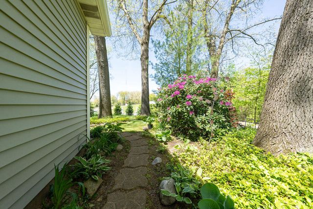 1388 N Cortland Lane, La Porte, IN 46350