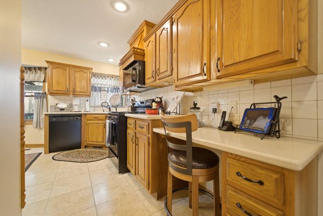 1388 N Cortland Lane, La Porte, IN 46350