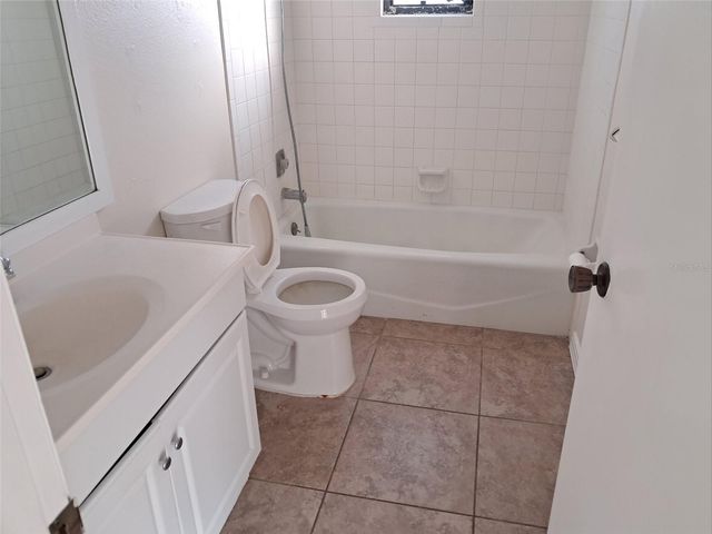 1071 PIEDMONT ROAD, Venice, FL 34293