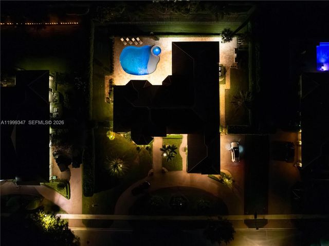 4950 E Sterling Ranch Cir, Davie, FL 33314