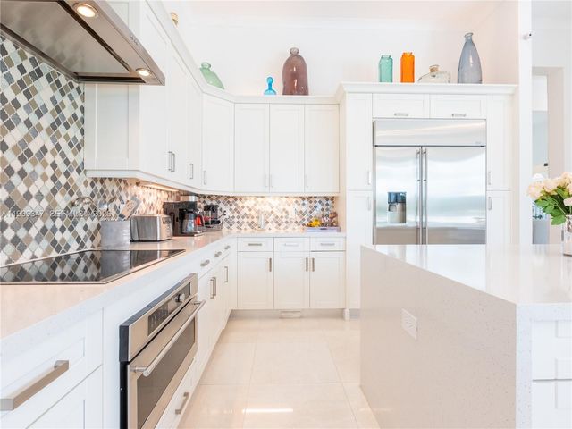 4950 E Sterling Ranch Cir, Davie, FL 33314