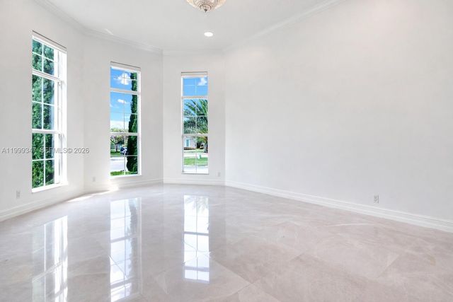 4950 E Sterling Ranch Cir, Davie, FL 33314