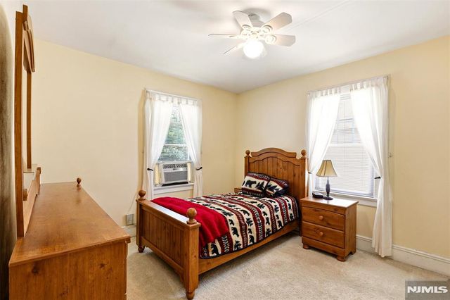 332 Riverside, Lyndhurst, NJ 07071
