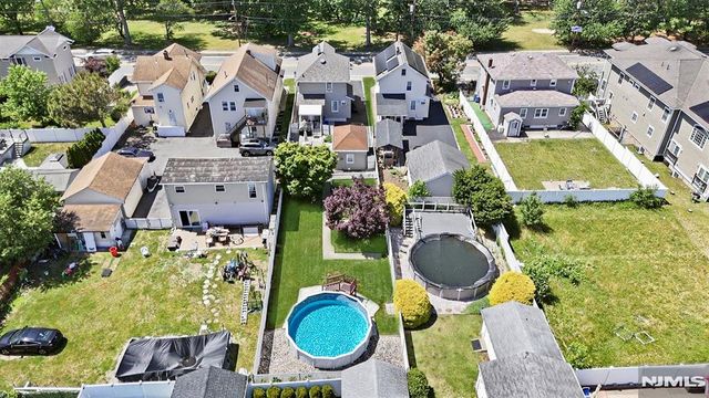 332 Riverside, Lyndhurst, NJ 07071