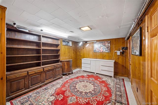 13817 64th Avenue, Flushing, NY 11367