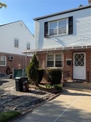 13817 64th Avenue, Flushing, NY 11367