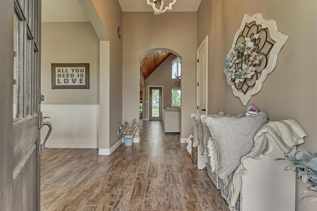 106 Longhorn Loop, New Waverly, TX 77358