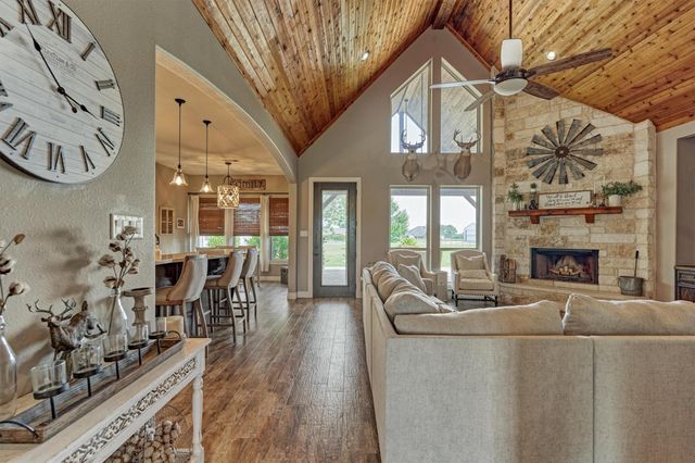 106 Longhorn Loop, New Waverly, TX 77358