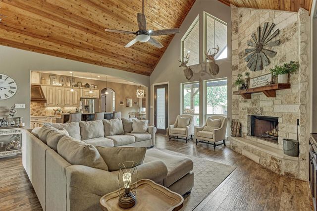 106 Longhorn Loop, New Waverly, TX 77358