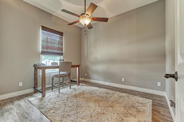 106 Longhorn Loop, New Waverly, TX 77358