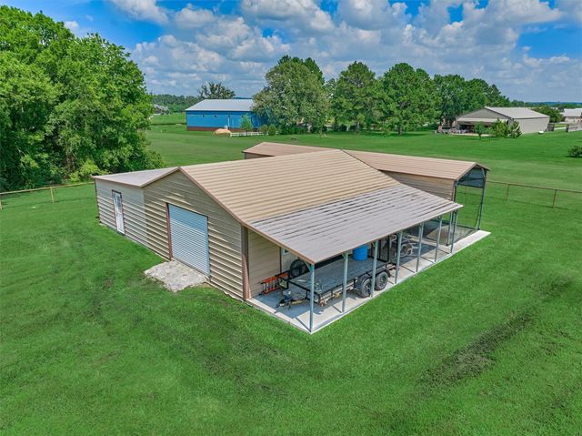 106 Longhorn Loop, New Waverly, TX 77358
