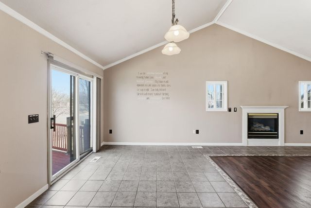 400 W White Tail St, Derby, KS 67037