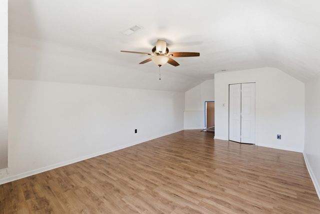 400 W White Tail St, Derby, KS 67037