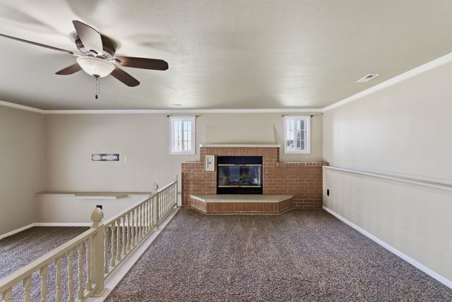 400 W White Tail St, Derby, KS 67037