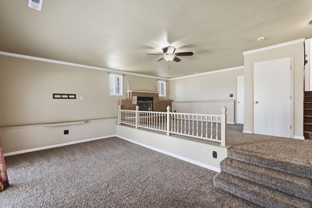 400 W White Tail St, Derby, KS 67037